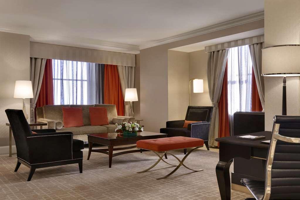 Fairmont Royal York Hotel Торонто Номер фото